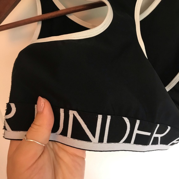 Under Armour Black Sports Bra - Picture 5 of 5